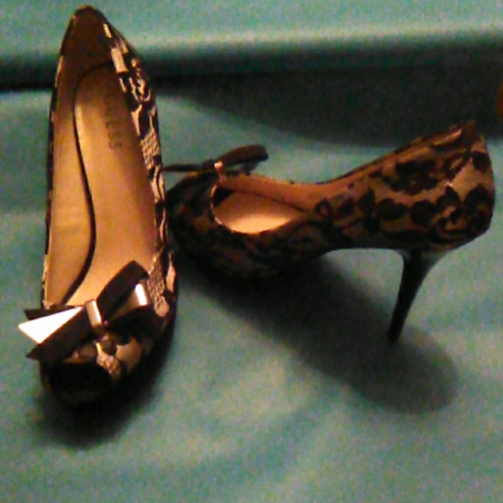 Ladies heel